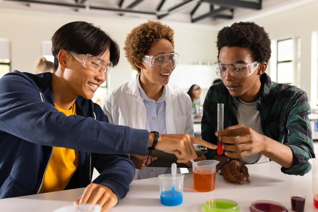 US Education Grants $50M for STEM: Impact & Details