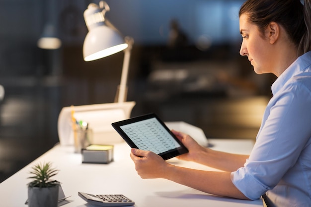 Decoding Job Descriptions: Uncover Hidden Requirements & Tailor Your Application